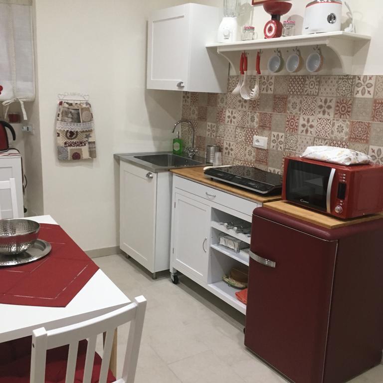 סירקוזה Il Vinile Apartment מראה חיצוני תמונה