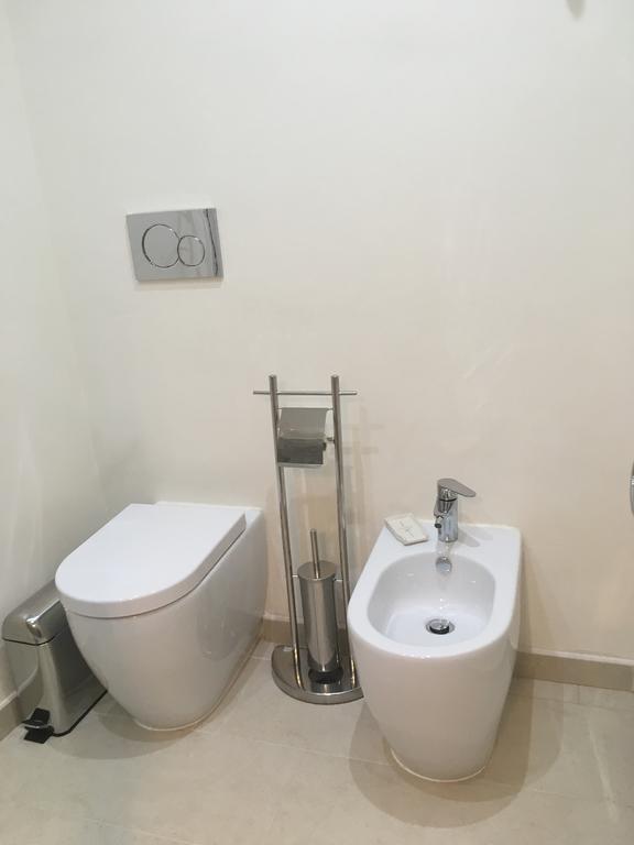 סירקוזה Il Vinile Apartment מראה חיצוני תמונה