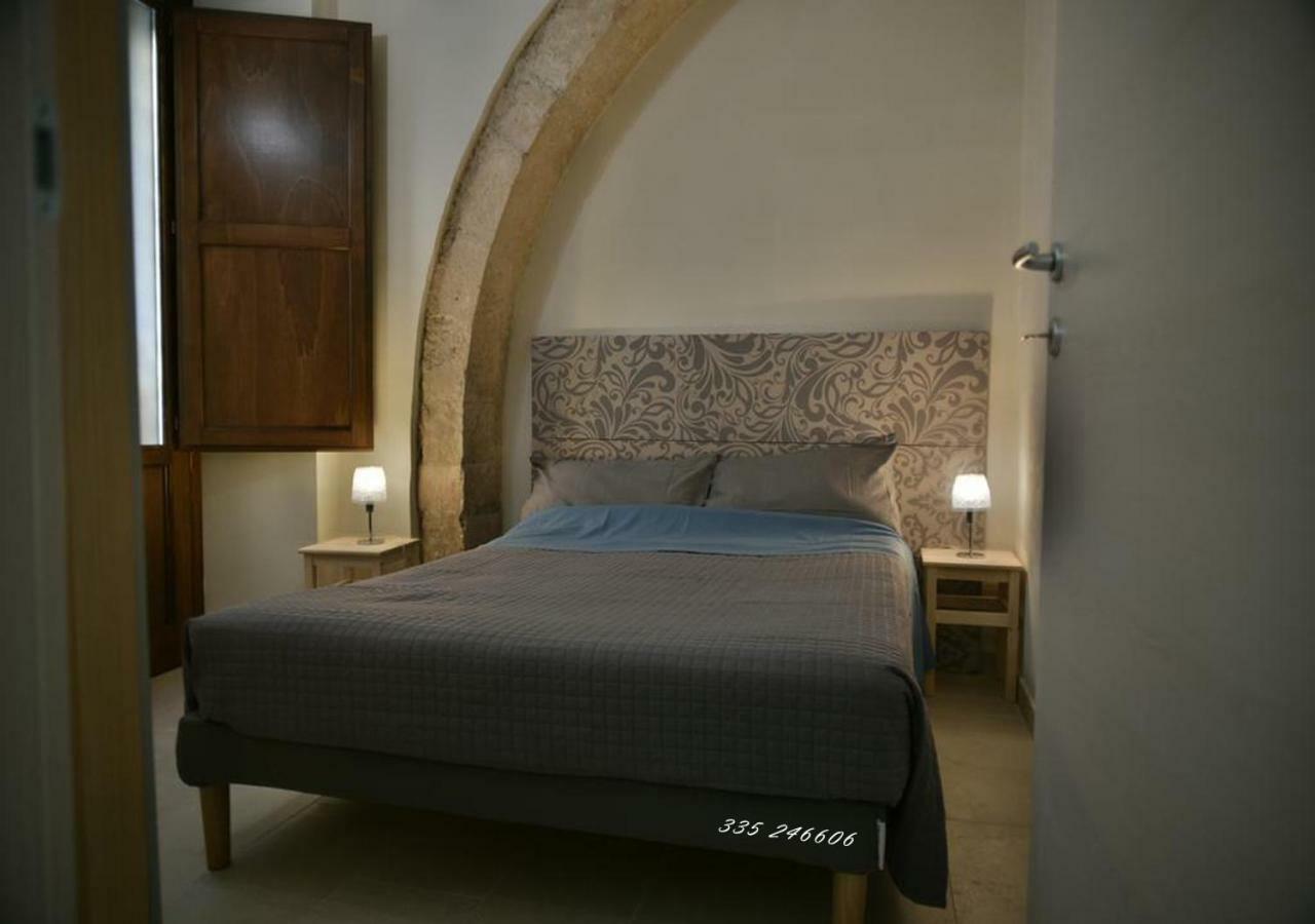 סירקוזה Il Vinile Apartment מראה חיצוני תמונה